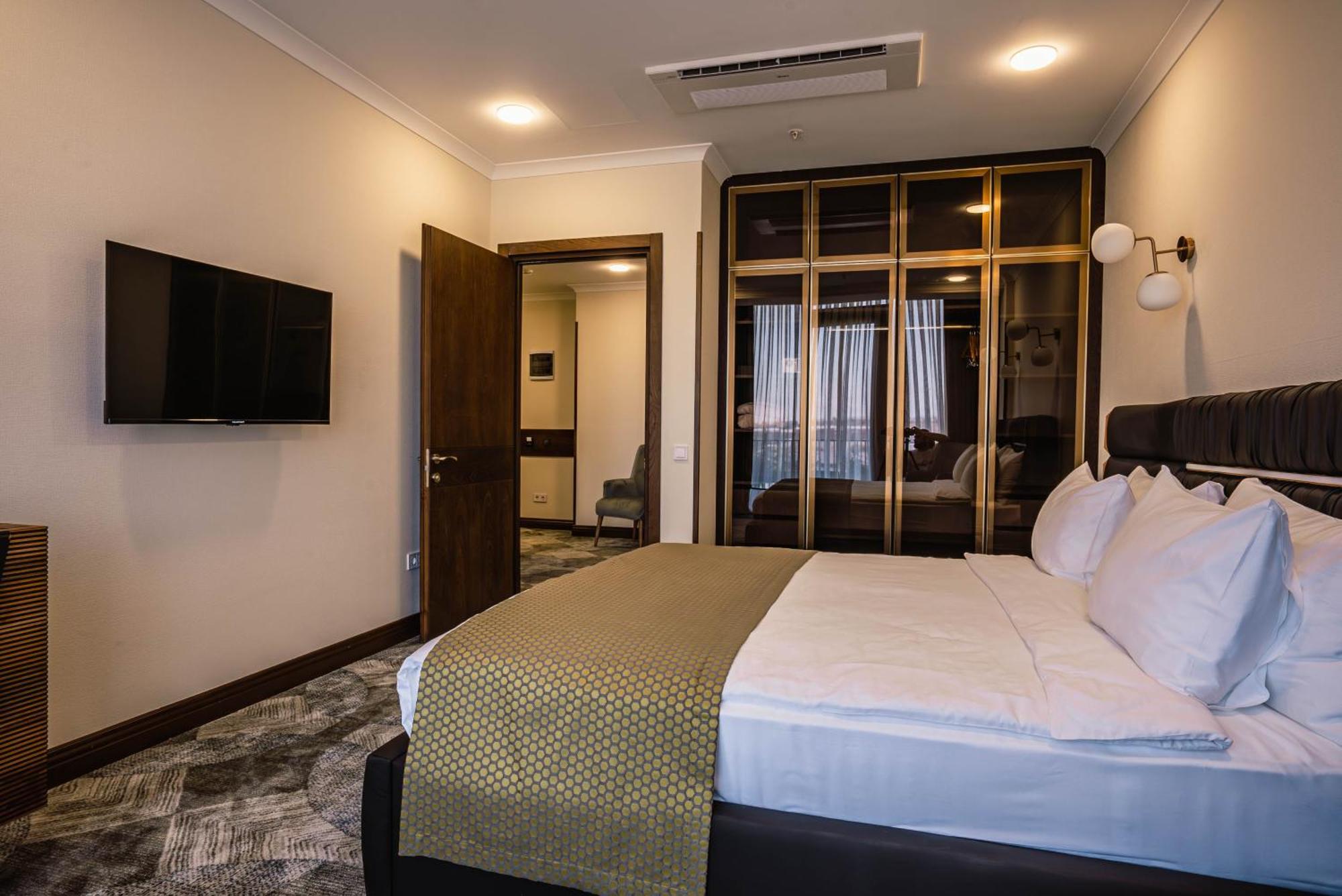Gori Inn Room photo